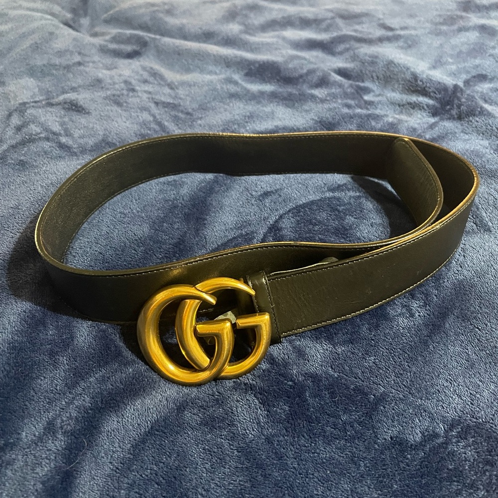 Authentic Gucci Marmont Black and Gold Belt 80/32